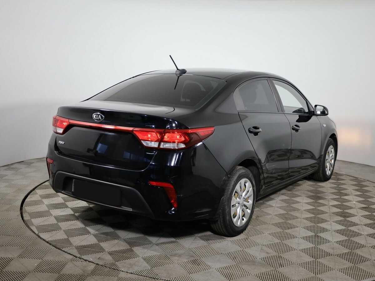 Купить Kia Rio IV, 2017, 120 000 км, фото №5