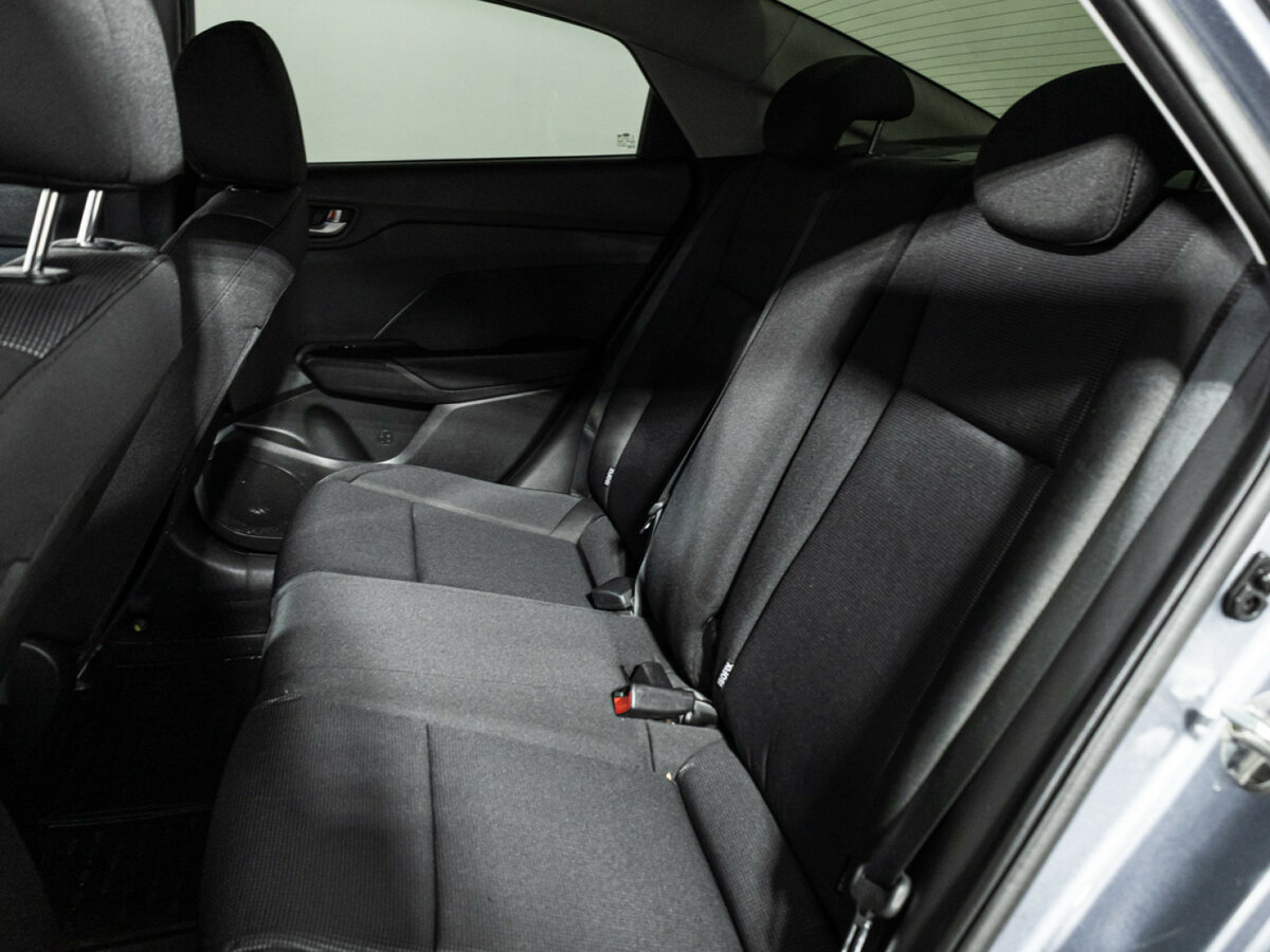 Купить Hyundai Solaris II, 2017, 152 854 км, фото №10