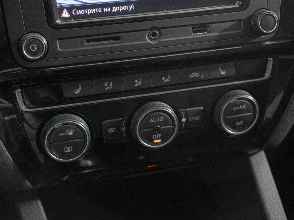 Купить Volkswagen Jetta VI Рестайлинг, 2018, 161 000 км, фото №15