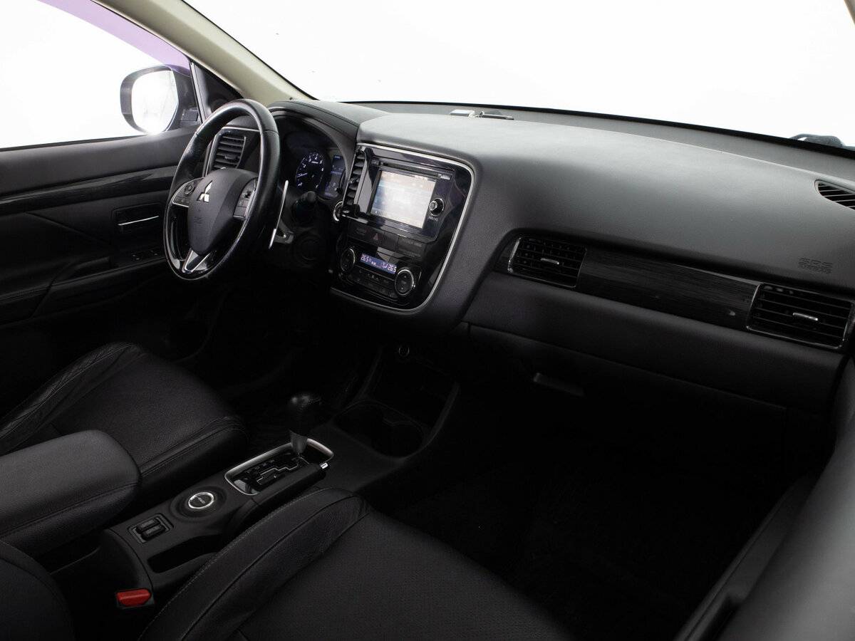 Купить Mitsubishi Outlander III Рестайлинг 2, 2016, 164 745 км, фото №12